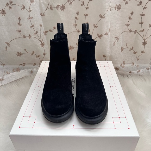 Alexander McQueen boots 38.5 (8.5) - Picture 2 of 9